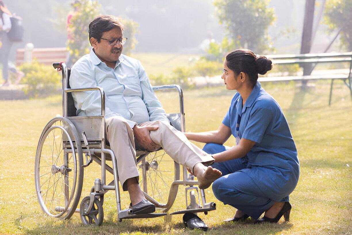 Guide to Providing Care for Elderly Parents in Bangladesh